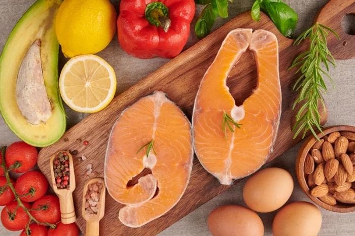 7 Makanan Ajaib yang Meningkatkan Kesehatan Otak Anda