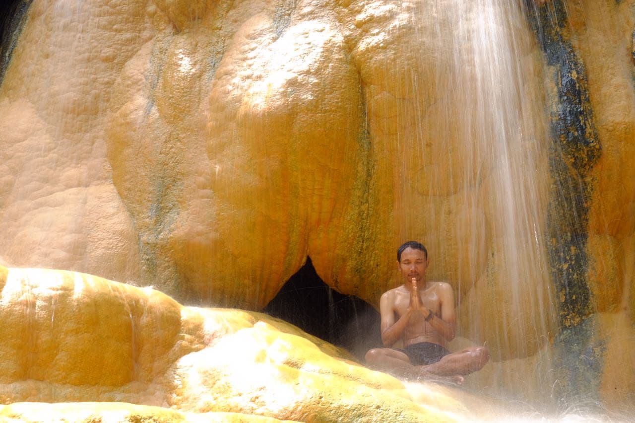 Trik Berendam dengan Belerang untuk Mengatasi Gatal-Gatal pada Kulit